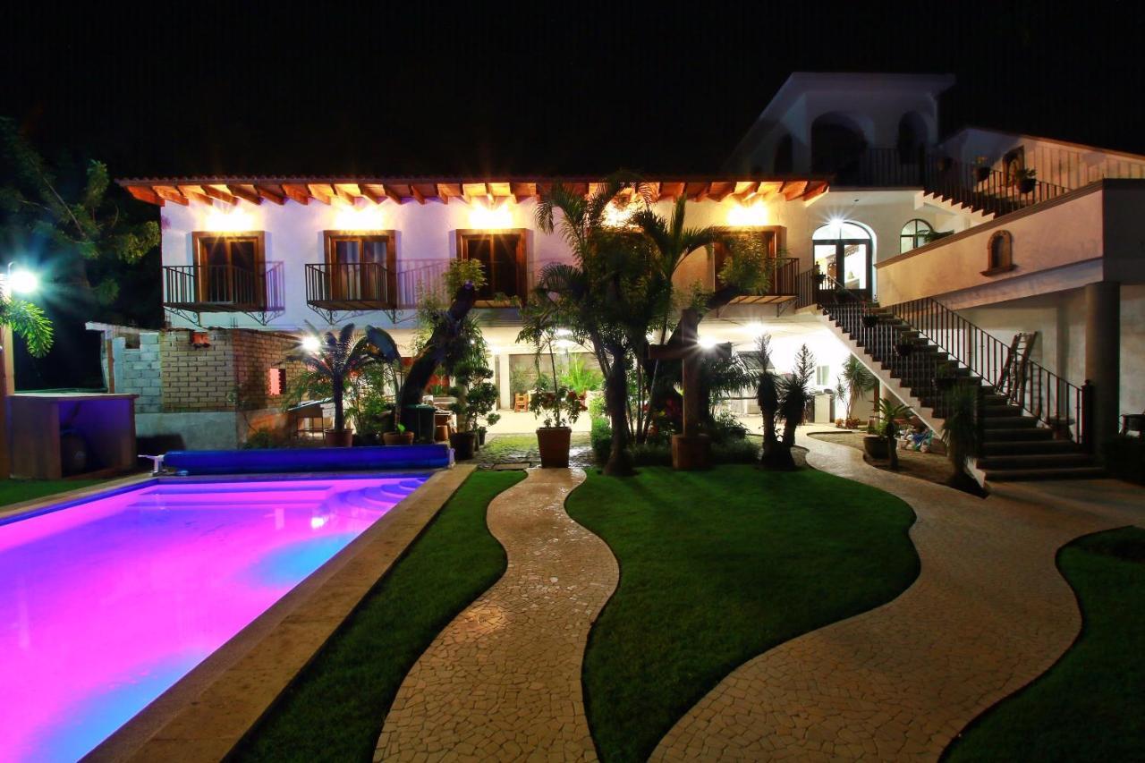 Hotel Concierge Flor Y Canto Tepoztlan Bagian luar foto